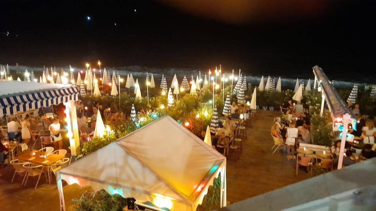 Nice Beau 2 Pieces Atypique-Original 200 M Mer, Promenade Des Anglais, Negresco Ngoại thất bức ảnh